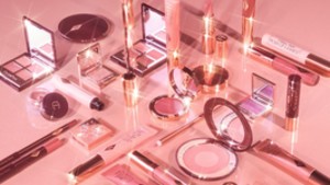 Fondo Charlotte Tilbury